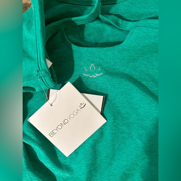 *NWT* Beyond Yoga Spacedye MATERNITY Tank - Picture 4 of 7